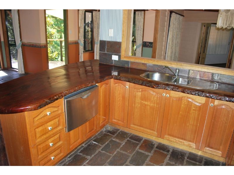 Diamond Valley QLD 4553