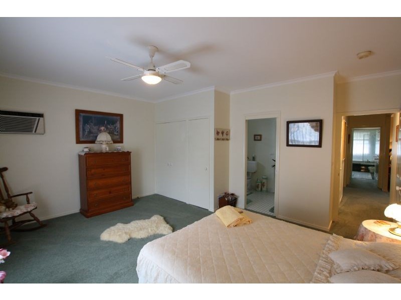 Glass House Mountains QLD 4518