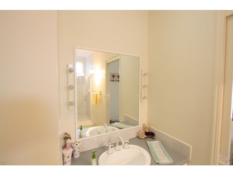 Glass House Mountains QLD 4518