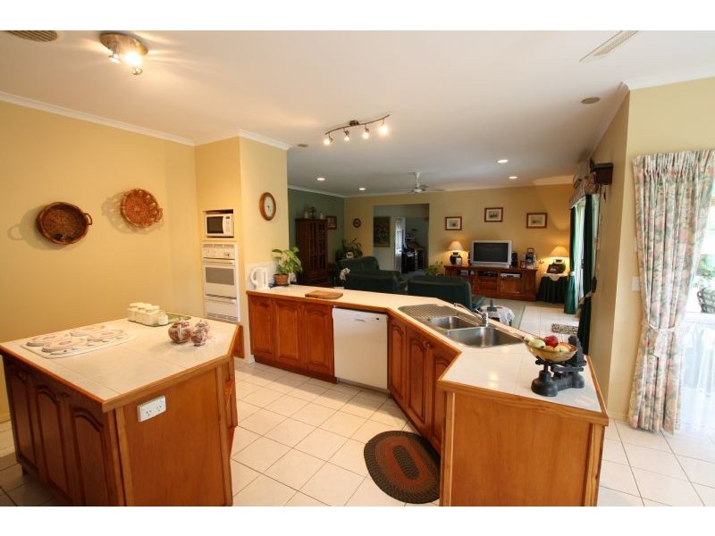 Glass House Mountains QLD 4518