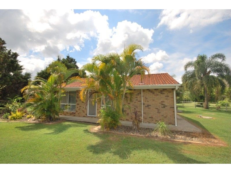 Glass House Mountains QLD 4518