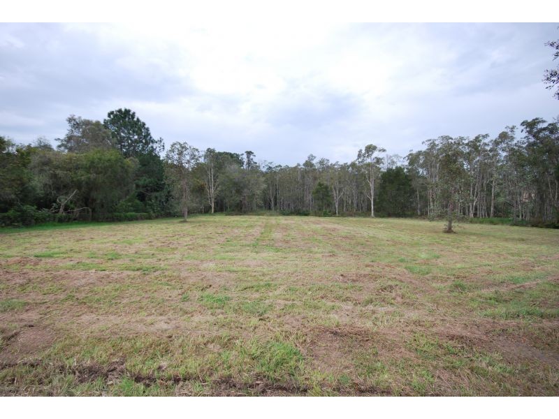 Glass House Mountains QLD 4518