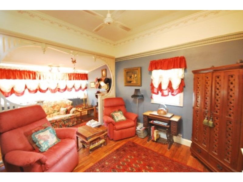 17 William, Landsborough QLD 4550