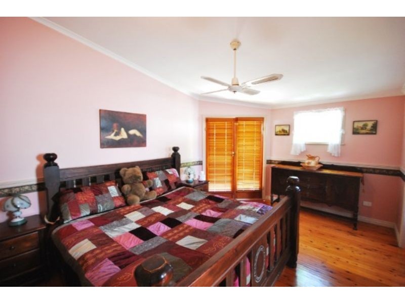 17 William, Landsborough QLD 4550