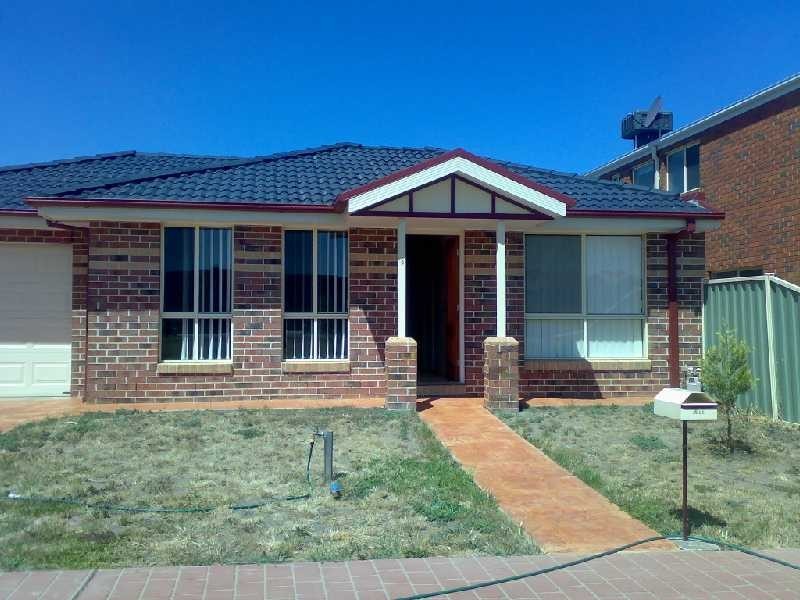 49 Hyde Park Terrace, Point Cook VIC 3030