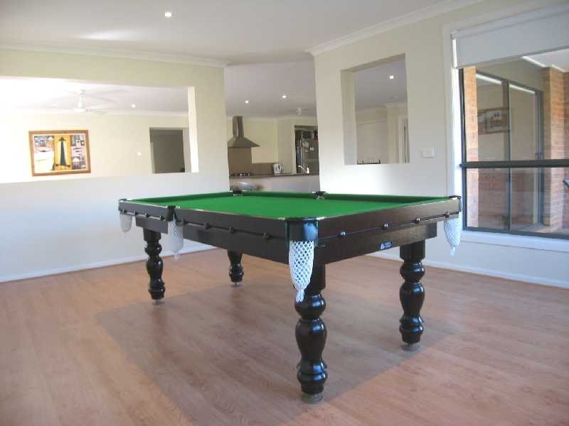 4 Holly Drive, Point Cook VIC 3030