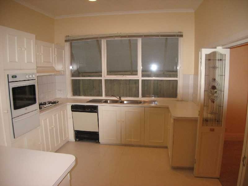 3 Cameron Avenue, Altona Meadows VIC 3028