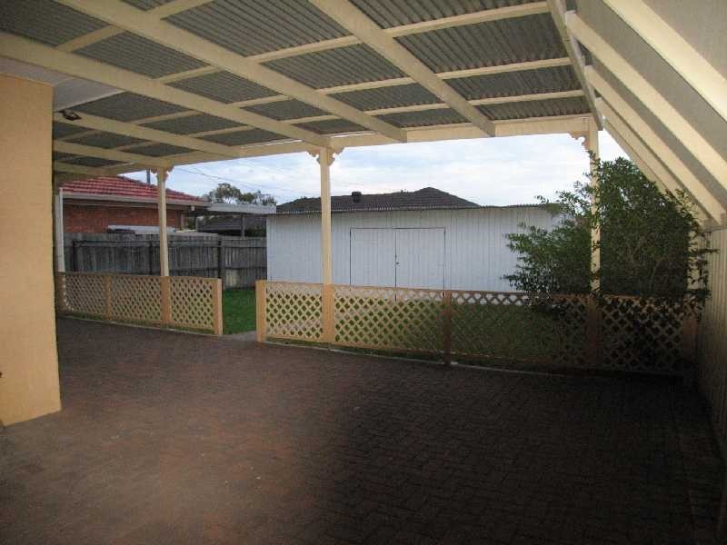 3 Cameron Avenue, Altona Meadows VIC 3028