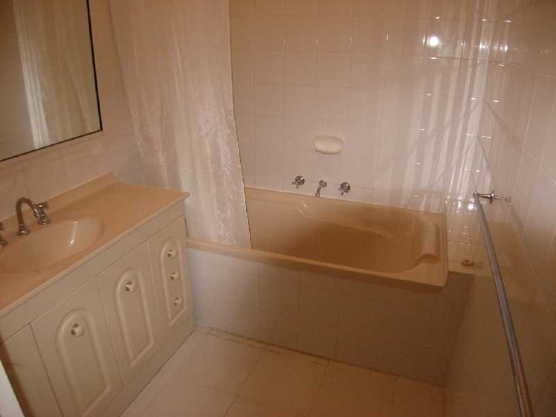 3 Cameron Avenue, Altona Meadows VIC 3028