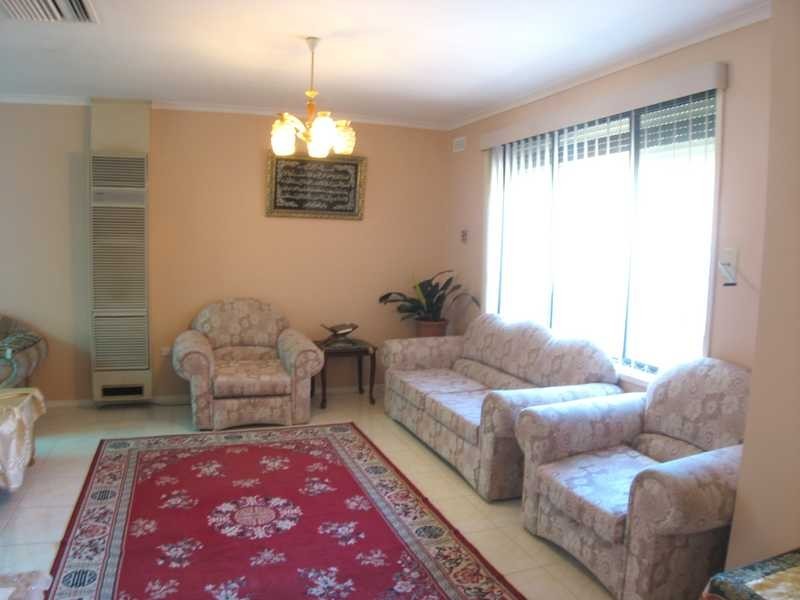 10 Carole Court, Seabrook VIC 3028