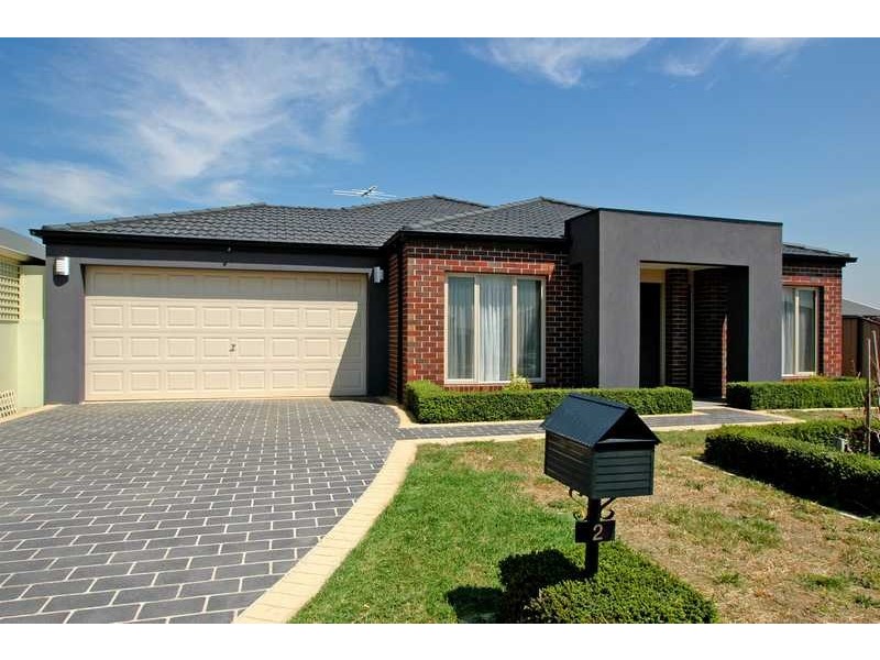 2 Tivoli Street, Point Cook VIC 3030