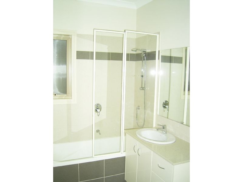 4/34 Stenhouse, Brooklyn VIC 3012