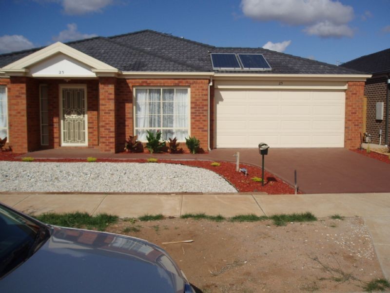 25 Swordgrass Avenue, Tarneit VIC 3029