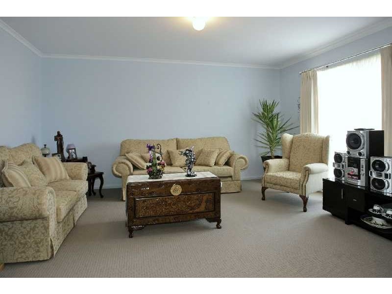 22 Diamond Drive, Werribee VIC 3030