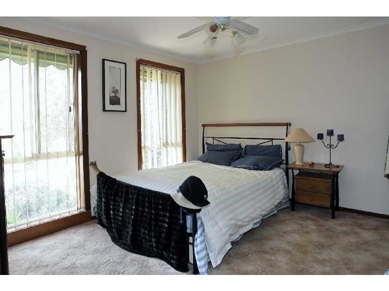 6 John Flynn Court, Hoppers Crossing VIC 3029