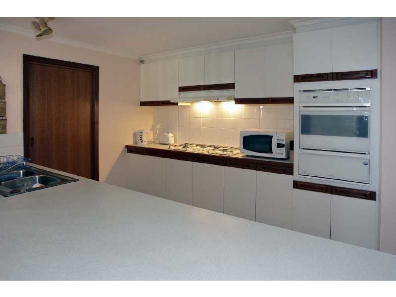 6 John Flynn Court, Hoppers Crossing VIC 3029