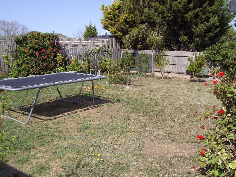 32 Dowling Avenue, Hoppers Crossing VIC 3029