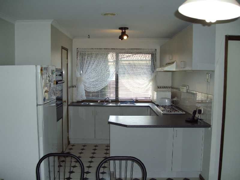 32 Dowling Avenue, Hoppers Crossing VIC 3029