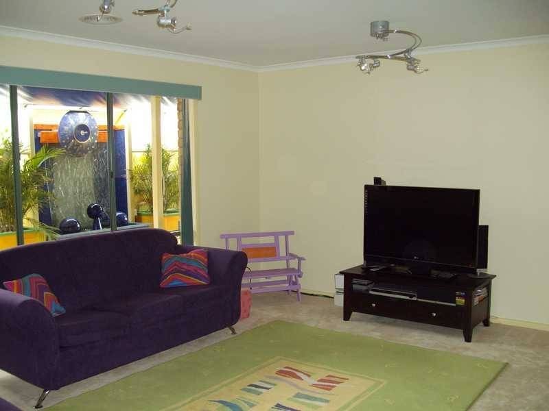 12 Carly Terrace, Werribee VIC 3030