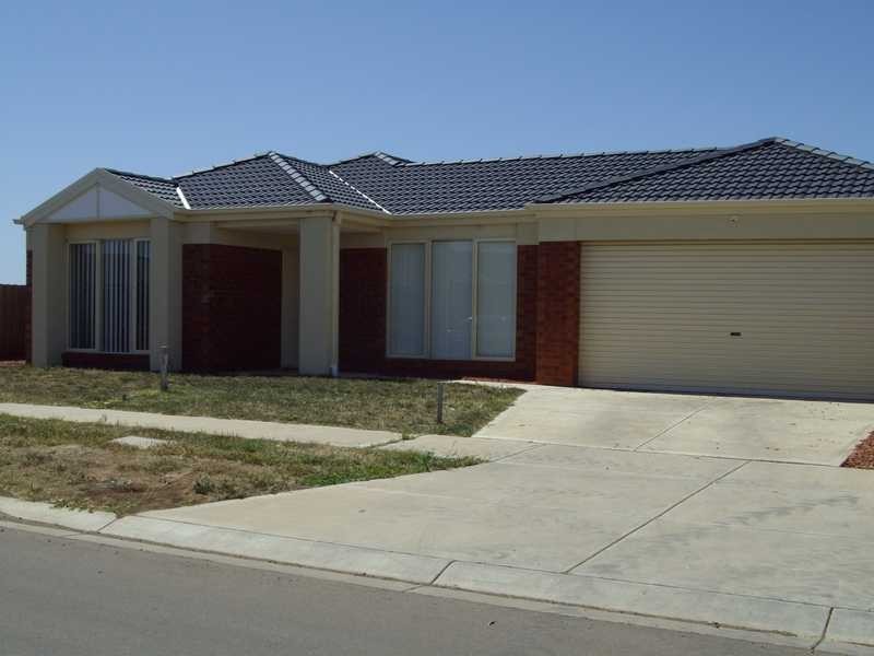 4 Stable Drive, Truganina VIC 3029