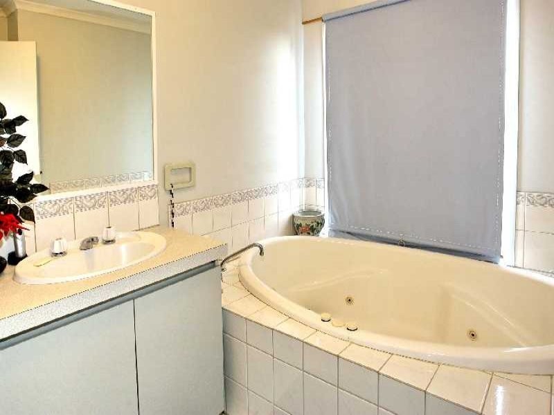 28 Woolpack Street, Hoppers Crossing VIC 3029