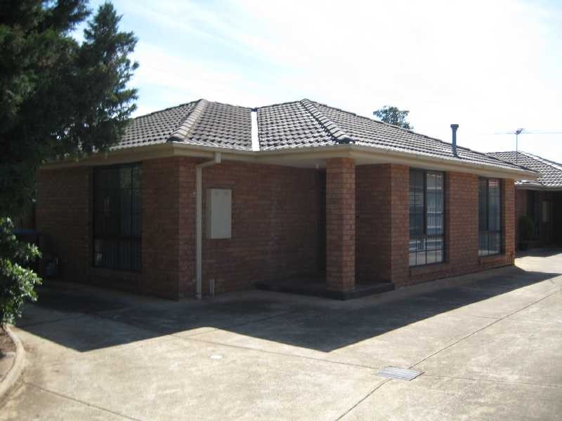 Unit 1/16 Kiely avenue, Werribee VIC 3030