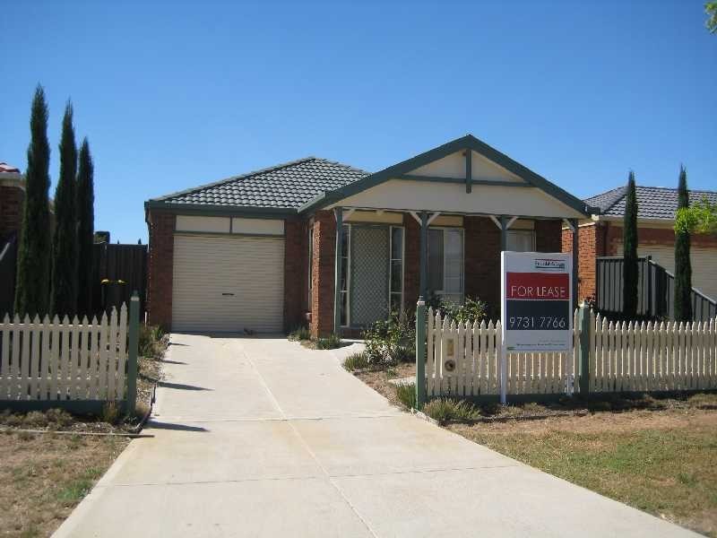 23 Mclarens Close, Wyndham Vale VIC 3024