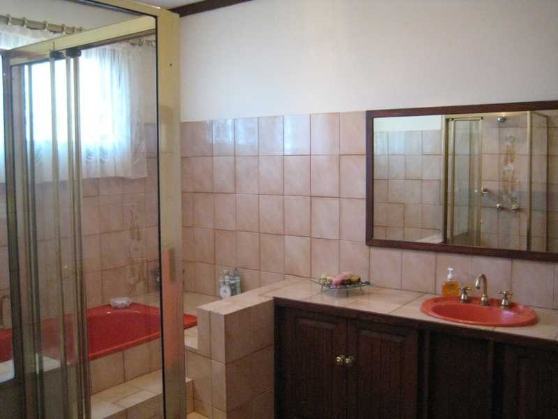 4 Terrigal Court, Werribee VIC 3030