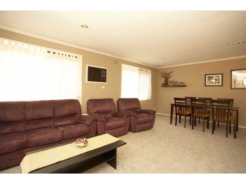 38 Parramatta Road, Werribee VIC 3030