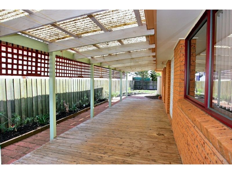 5 Martine Crt, Hoppers Crossing VIC 3029