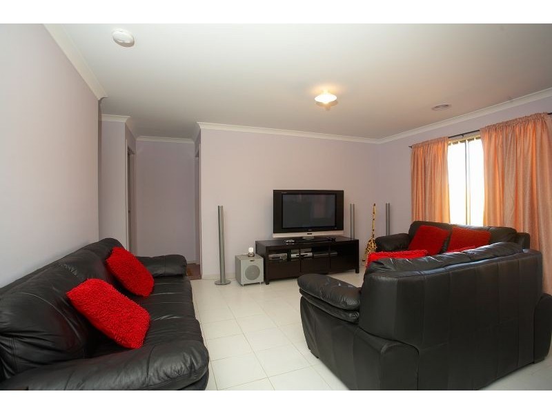 16 Lady Penrhyn Drive, Wyndham Vale VIC 3024
