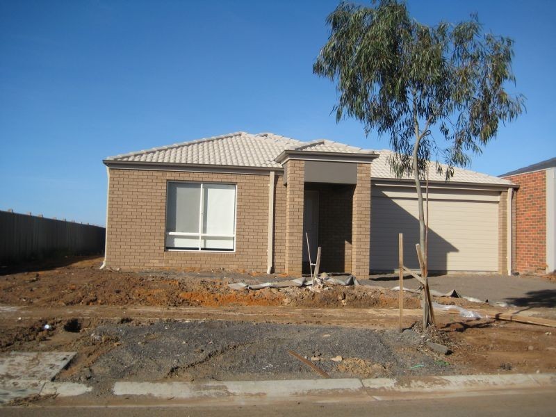 40 Rockygate Drive, Truganina VIC 3029