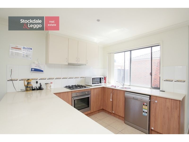 4 Rockygate Drive, Truganina VIC 3029