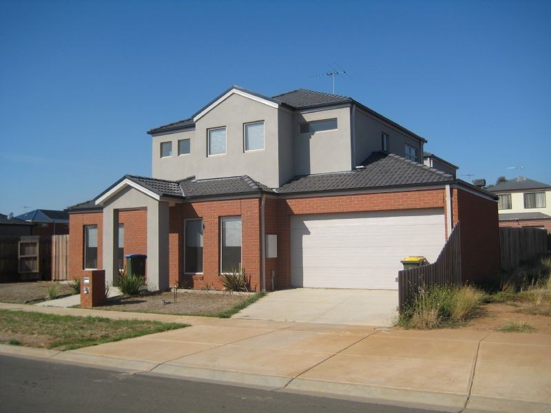 1/8 Officer Court, Werribee VIC 3030