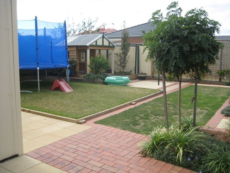 10 Whitfield Lane, Truganina VIC 3029