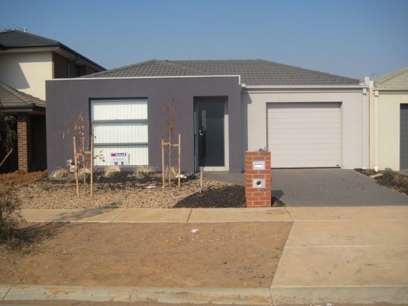 28 Misty Meadows, Truganina VIC 3029