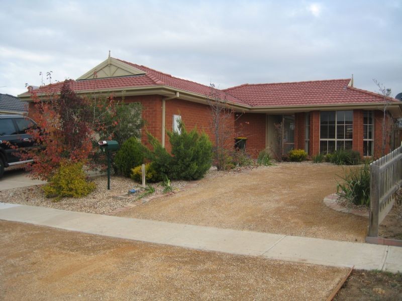 7 Rutman Close, Werribee VIC 3030