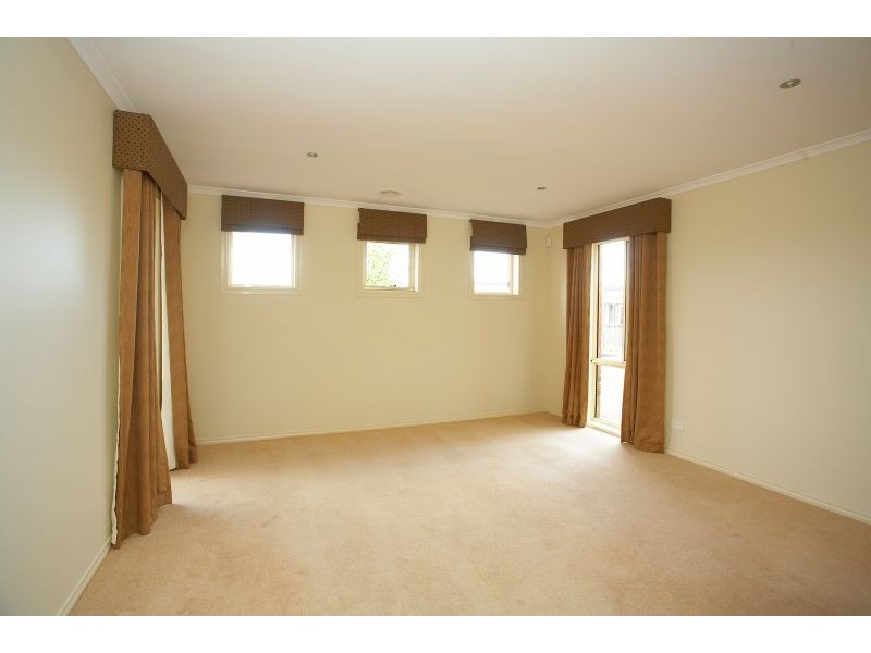 36 Eppalock Drive, Wyndham Vale VIC 3024