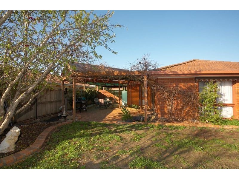 9 Gayness Crt, Werribee VIC 3030