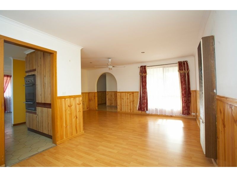 7 Bower Drive, Werribee VIC 3030