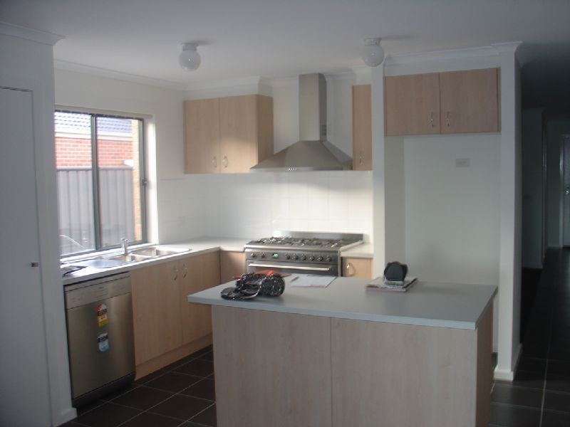 24 Arrowhead Street, Wyndham Vale VIC 3024