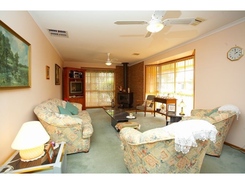 20 TWEED CRT, Werribee VIC 3030