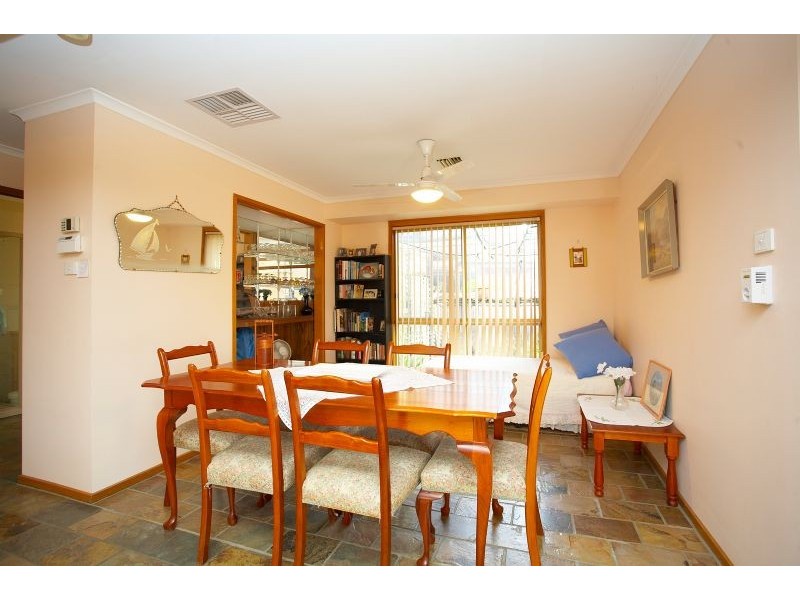 20 TWEED CRT, Werribee VIC 3030