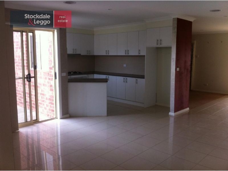 15 Bridle Path Drive, Truganina VIC 3029