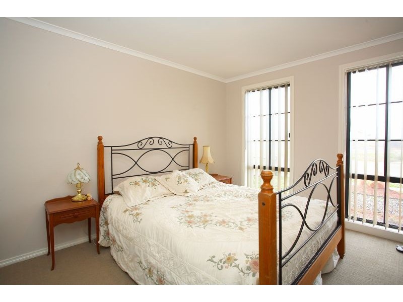 11 Westmeadows Lane, Truganina VIC 3029