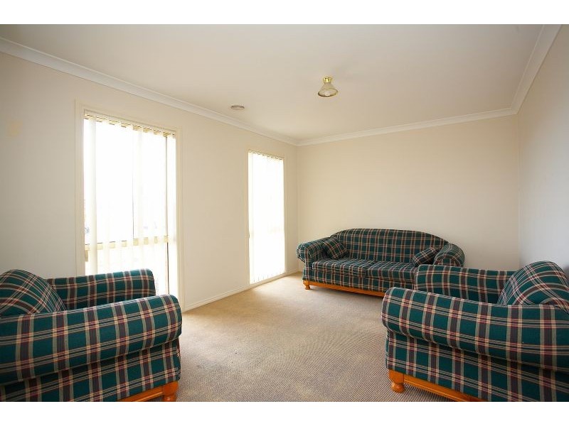 1/84 Conquest Dr, Werribee VIC 3030
