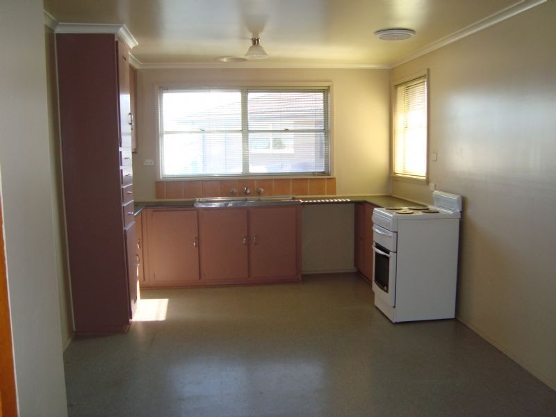 35 Richmond Cres, Werribee VIC 3030