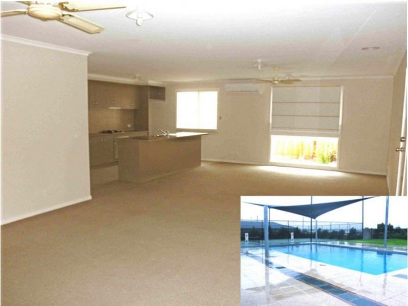 13 Waterways Blvd, Williams Landing VIC 3027
