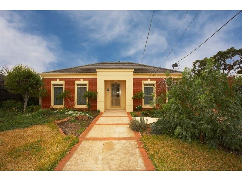 6 Manorvale Prd, Werribee VIC 3030