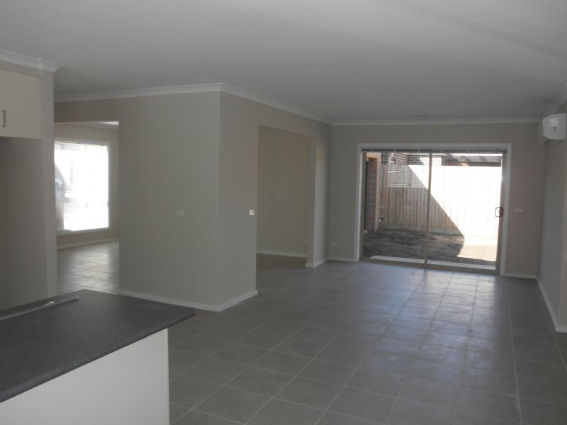 15 Fetlock Drive, Truganina VIC 3029
